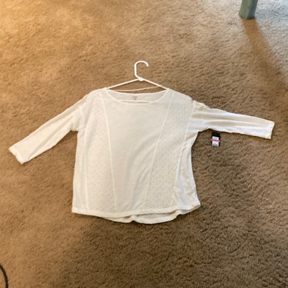 NWT - Crown & Ivy top - Picture 3 of 6